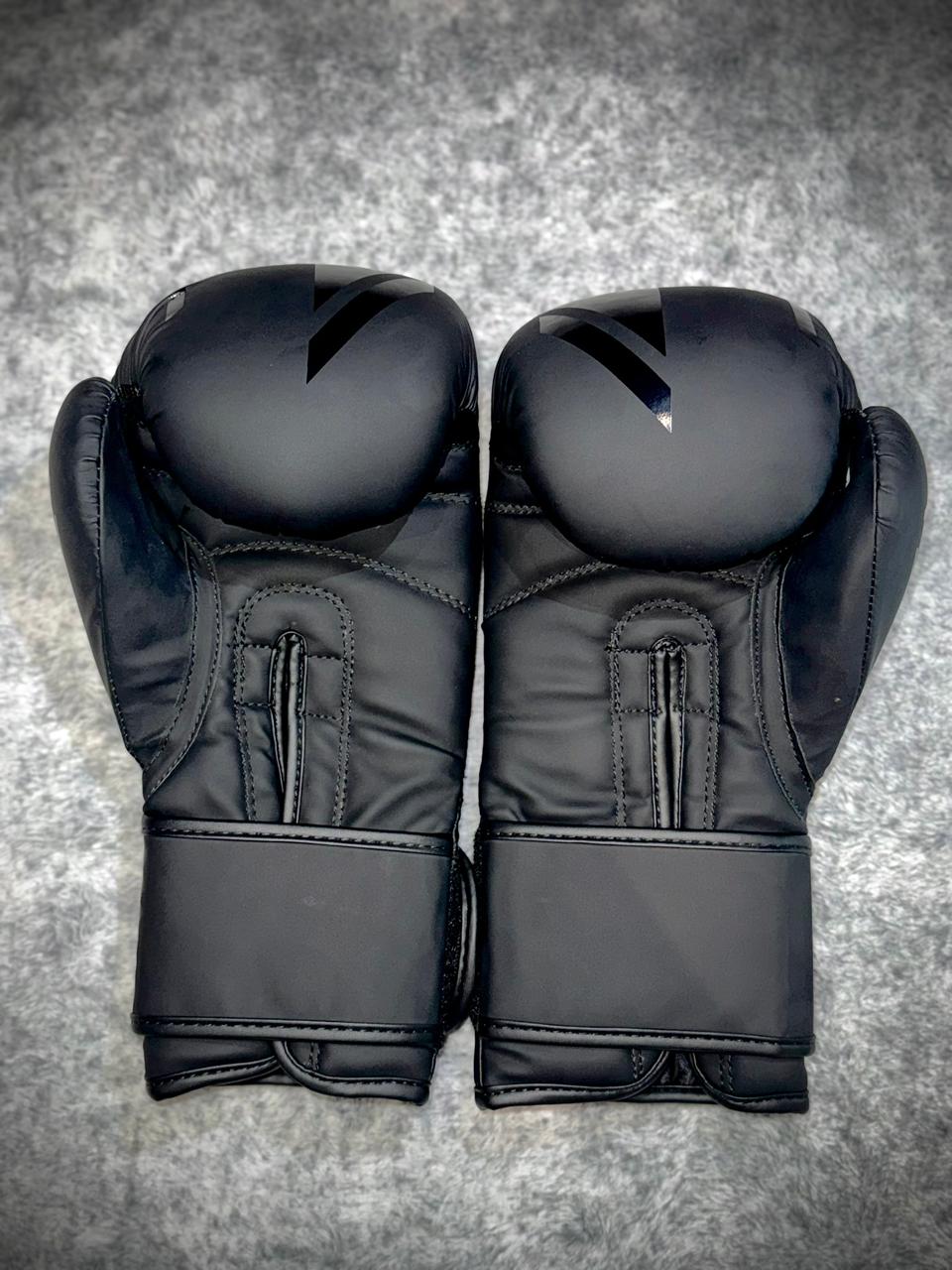 GLOVES PAKKA