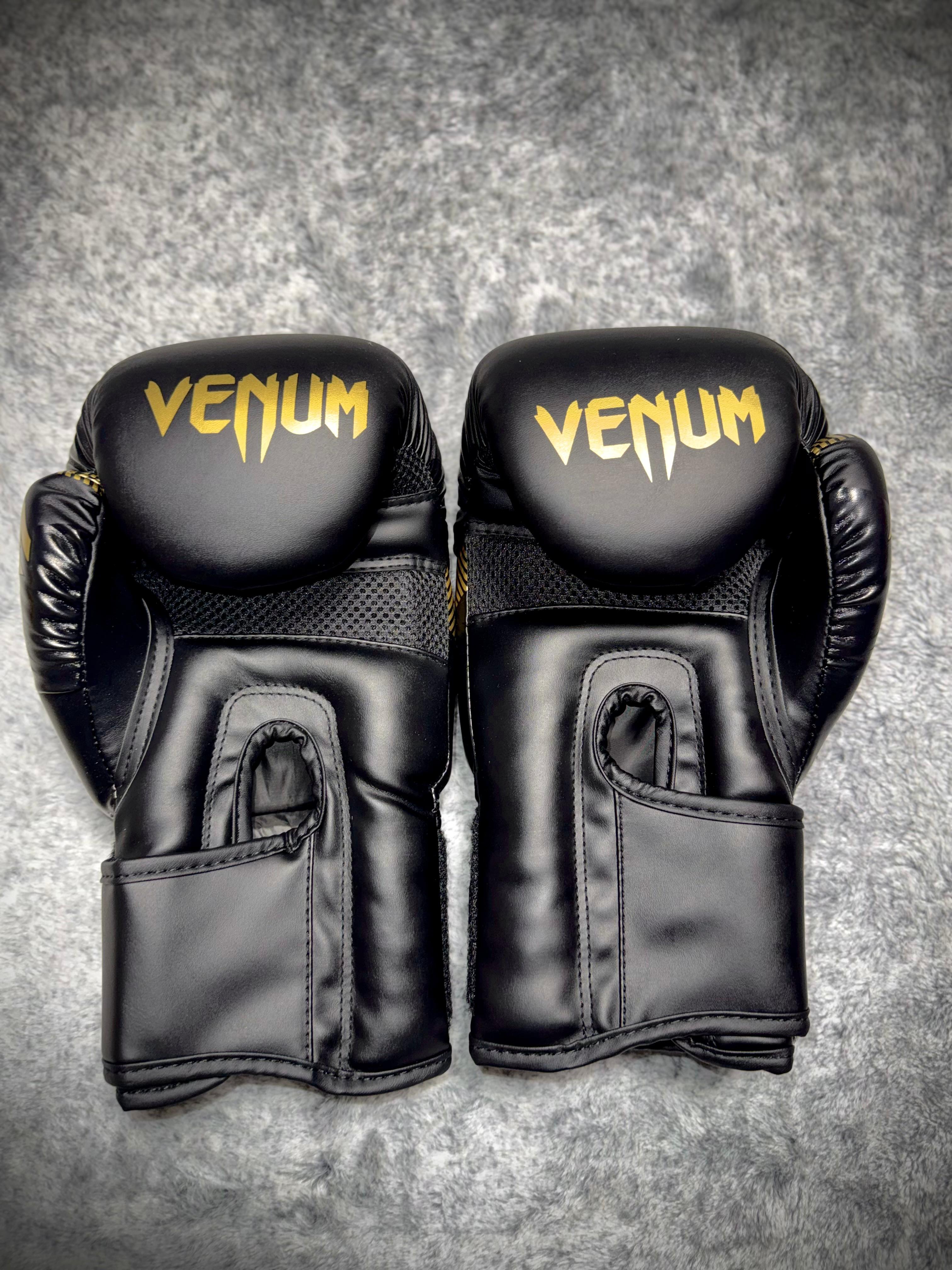 Venum Challenger